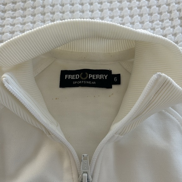 Fred Perry laurel wreath track jacket - Picture 4 of 7